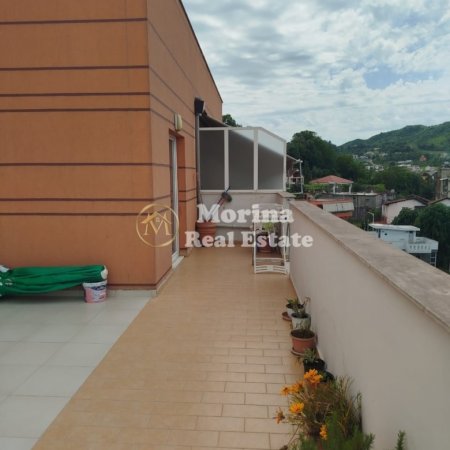 Tirane, jepet me qera apartament 2+1 Kati 6, 165 m² 500 € (Spitali Amerikan)