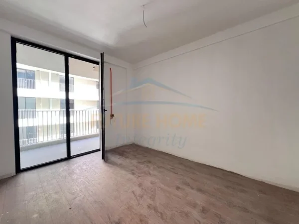 Tirane, shes apartament 3+1 Kati 10, 152 m² 334.400 € (mine peza)