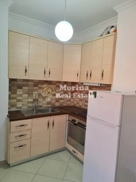 Tirane, jepet me qera garsonier 1+1 Kati 5, 36 m² 380 € (Rruga Njazi Meka)