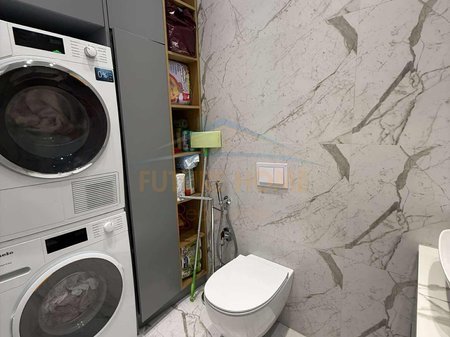 Tirane, shitet apartament 2+1+2+Post Parkimi+Ballkon Kati 9, 103 m² 350.000 € (21 Dhjetori)
