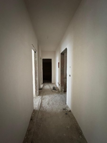 Tirane, shitet apartament 2+1+Ballkon Kati 2, 91 m² 94.500 € (Univers City Faze Shtrimesh)