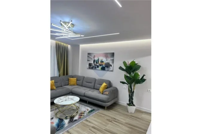 Tirane, jepet me qera apartament 1+1+Ballkon , 60 m² 650 € 