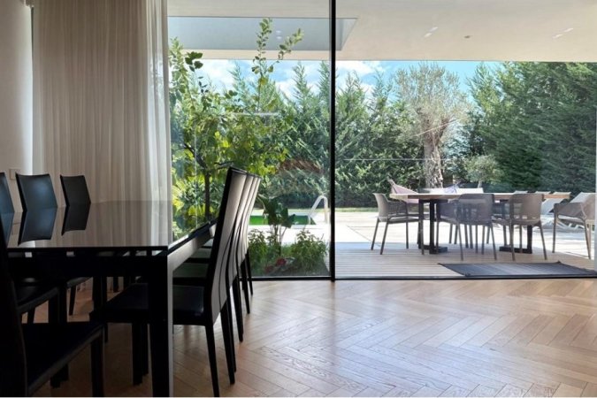 Tirane, shitet Vile 4+1 , 787 m² 2.000.000 € 