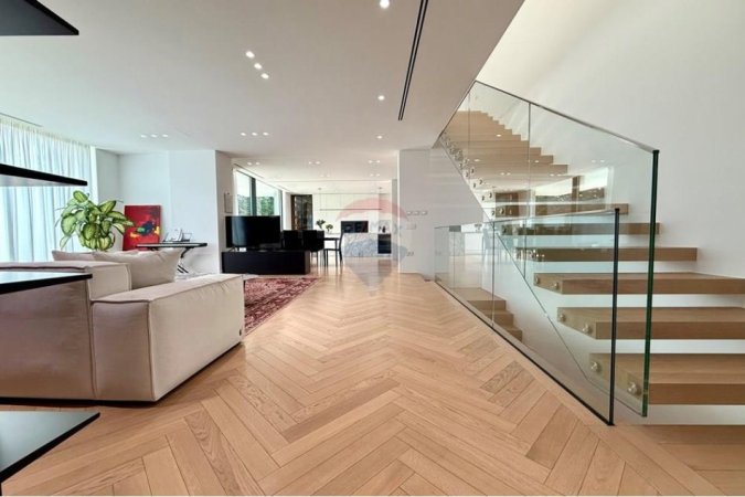 Tirane, shitet Vile 4+1 , 787 m² 2.000.000 € 