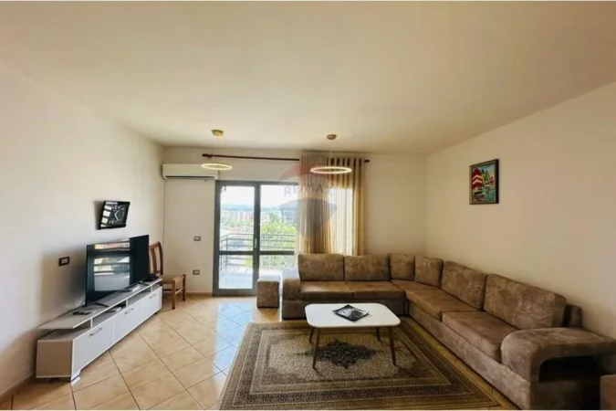 Tirane, shitet apartament 2+1 , 95 m² 