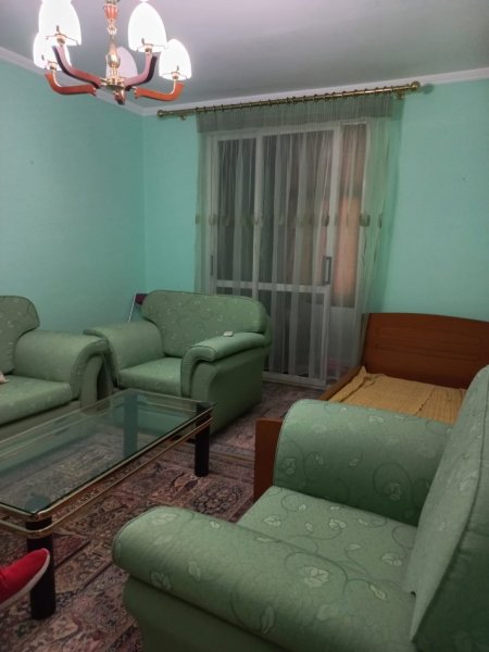 Tirane, jepet me qera apartament 2+1 Kati 2, 60 m² 600 € (Rruga Kavajës, Qendër)