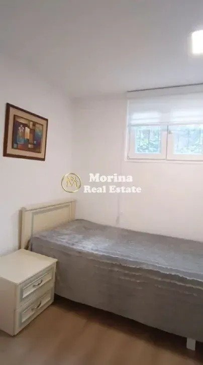 Tirane, jepet me qera apartament 2+1 Kati 1, 88 m² 850 € (Qender)
