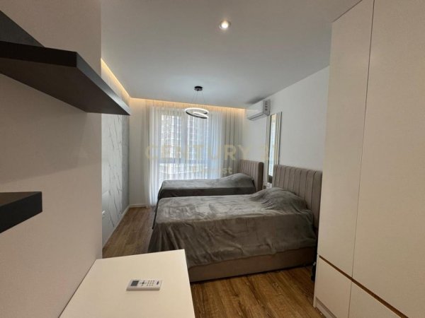 Tirane, jepet me qera apartament 2+1 Kati 4, 120 m² 1.100 € (Fusha Aviacionit)