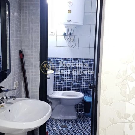 Tirane, jepet me qera apartament duplex 1+1 Kati 0, 25 m² 220 € (Rruga Frederik Shiroka)