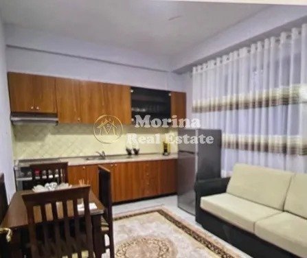 Tirane, jepet me qera shtepi 1+1 Kati 1, 32 m² 170 € (Tregu Elektrik)