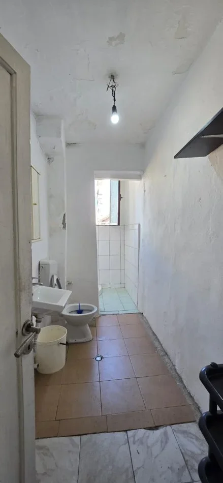 Tirane, shitet apartament 1+1 Kati 4, 63 m² 122.000 € (Rruga tefta tashko koco)