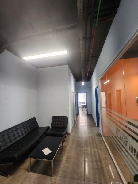 Tirane, jepet me qera apartament 2+1+Ballkon , (Medar Shtylla)