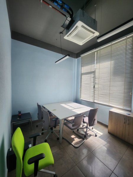 Tirane, jepet me qera apartament 2+1+Ballkon , (Medar Shtylla)