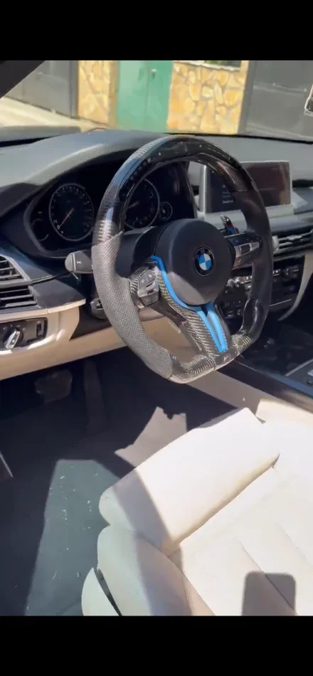 Tirane, shitet makine BMW X5 Benzin, e zeze automatik Kondicioner 140.000 km 22.000 €