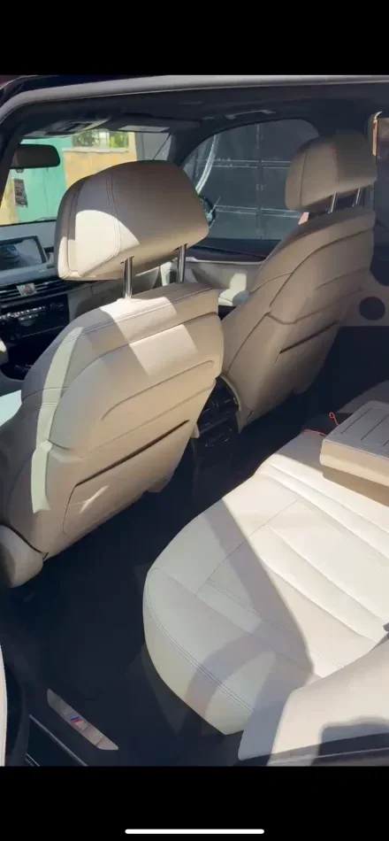 Tirane, shitet makine BMW X5 Benzin, e zeze automatik Kondicioner 140.000 km 22.000 €