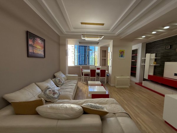 Tirane, shitet apartament 1+1 Kati 2, 73 m² 140.000 € (Prane kodres se diellit)
