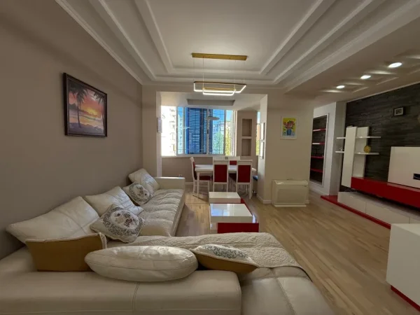 Tirane, shitet apartament 1+1 Kati 2, 73 m² 140.000 € (Prane kodres se diellit)