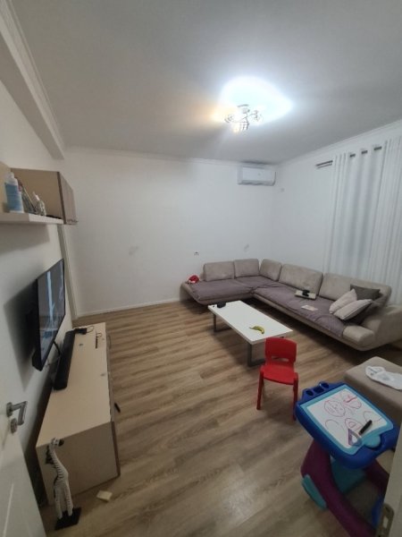 Tirane, shitet nga Pronari, pa-komision shtepi 2+1+Aneks Kati 2, 96 m² (Jorgjia Truja)