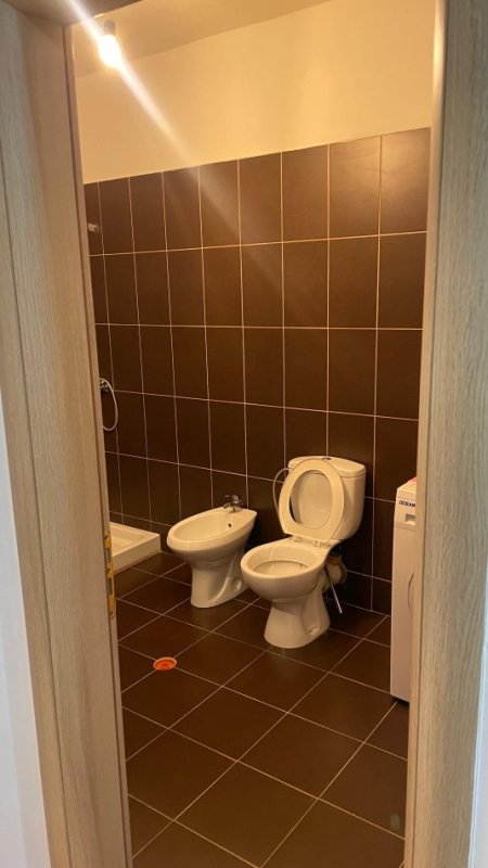 Tirane, jepet me qera apartament 2+1+Ballkon Kati 2, 106 m² 500 € (Mbrapa palestres Unik)