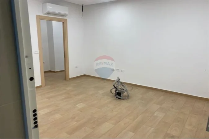 Tirane, shitet apartament 3+1+Ballkon , 135 m² 228.000 € 
