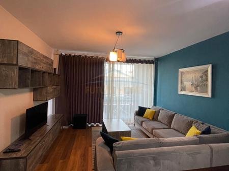 Tirane, jepet me qera apartament 2+1+Ballkon Kati 2, 100 m² 800 € 