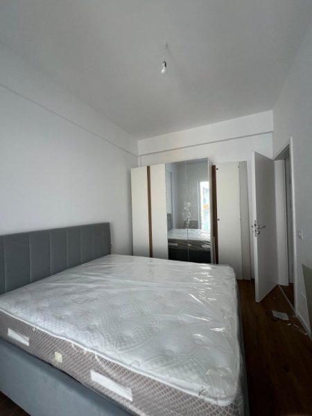 Tirane, jepet me qera apartament 1+1+Ballkon Kati 3, 57 m² 350 € 