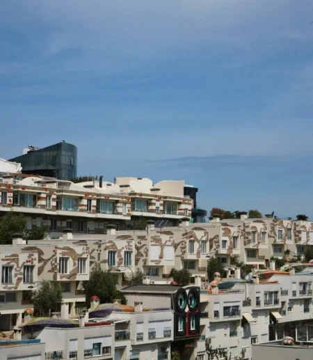 Tirane, shitet apartament 2+1+Ballkon Kati 3, 157 m² (Kodra e Diellit 2)