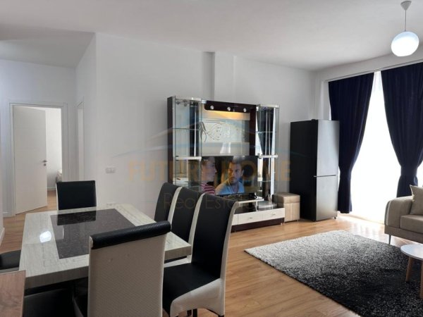 Tirane, jepet me qera apartament 2+1 Kati 5, 100 m² 600 € 