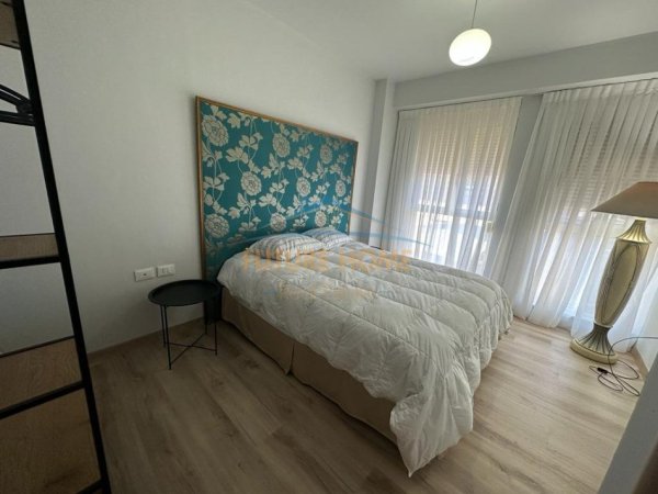 Tirane, jepet me qera apartament 2+1 Kati 4, 80 m² 1.000 € (Kompleksi Delijorgji)