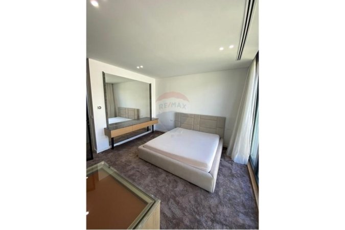 Tirane, jepet me qera apartament 1+1+Ballkon , 340 m² 1.200.000 € 