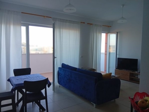 Tirane, jepet me qera apartament 2+1 Kati 6, 165 m² 500 € 