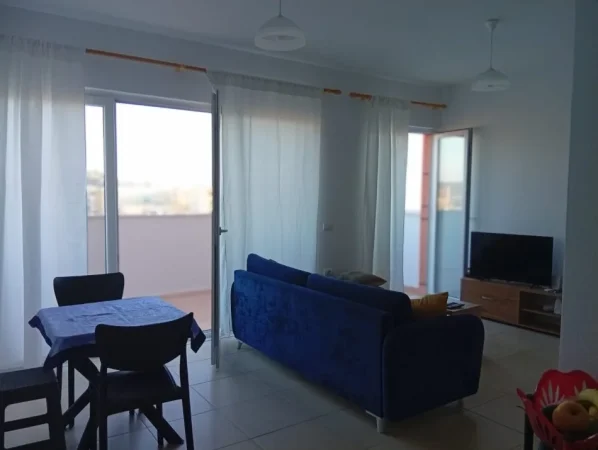 Tirane, jepet me qera apartament 2+1 Kati 6, 165 m² 500 € 