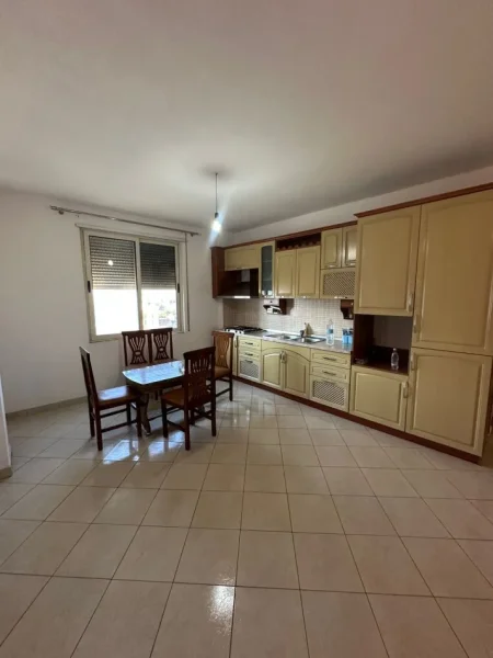 Durres, shitet apartament 3+1+Aneks+Ballkon Kati 8, 117 m² 110.000 € (Ish Keneta, Lagjia 17)
