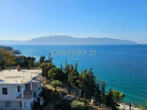 Vlore, shitet apartament 2+1 Kati 4, 101 m²