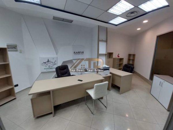 Tirane, shitet zyre Kati 2, 30 m² 110.000 Euro (Bulevardi Dëshmoret e Kombit.)