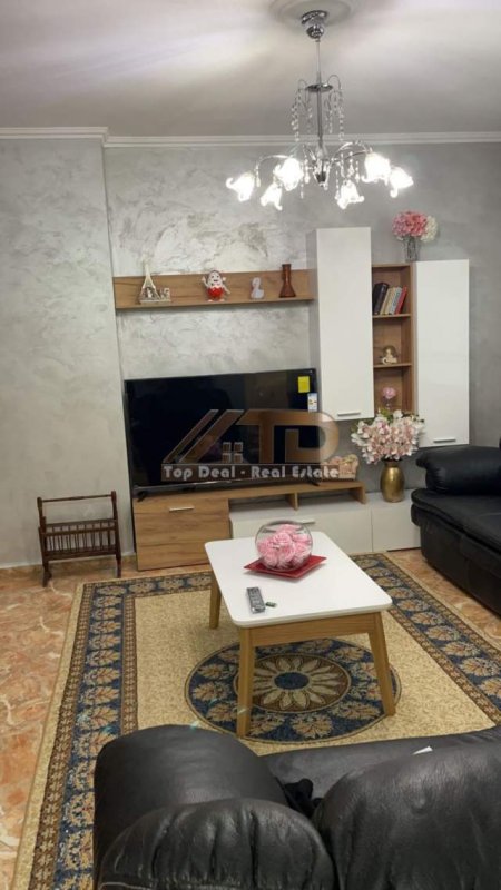 Tirane, jepet me qera apartament 1+1+BLK Kati 3, 70 m² 600 Euro (Rruga e Kosovareve)