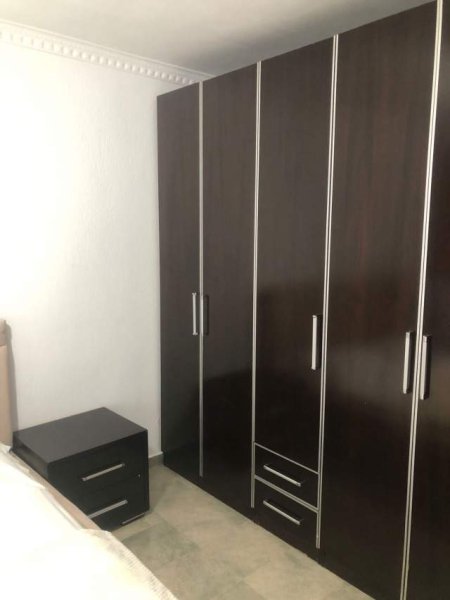 Tirane, jepet me qera apartament 2+1+BLK Kati 1, 90 m² 600 Euro (bardhok biba)