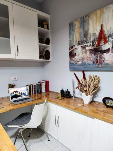 Tirane, jepet me qera apartament 1+1+BLK Kati 3, 60 m² 550 Euro (rruga rrapo hekali)