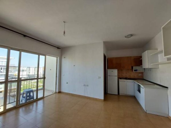 Tirane, shitet apartament 1+1+BLK Kati 10, 48 m² 78.000 Euro (Ish Fusha Aviacionit)