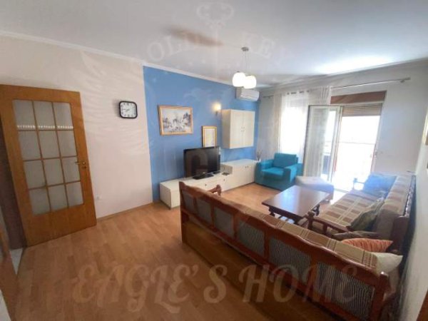 Durres, shitet apartament 3+1+A+BLK Kati 3, 125 m² 125.000 Euro (Pallati Sportit,Durres)