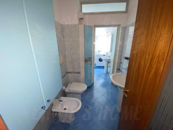 Durres, shitet apartament 3+1+A+BLK Kati 3, 125 m² 125.000 Euro (Pallati Sportit,Durres)