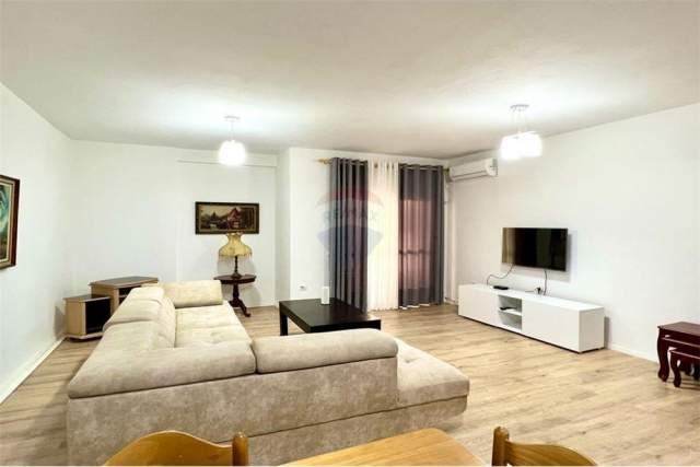 Tirane, ofert apartament 2+1+BLK Kati 4, 120 m² 700 Euro (Medar Shtylla)