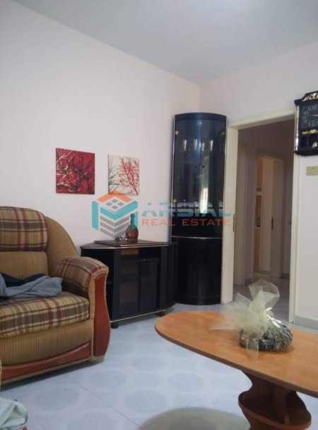 Tirane, jepet me qera apartament 2+1+BLK Kati 4, 87 m² 35.000 Leke (Xhanfize keko)