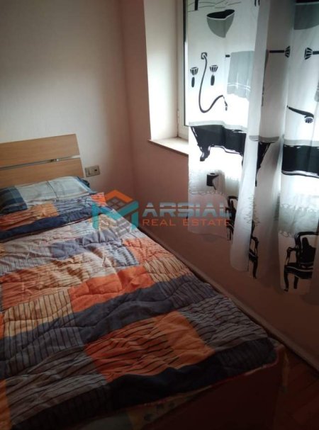 Tirane, jepet me qera apartament 2+1+BLK Kati 4, 87 m² 35.000 Leke (Xhanfize keko)