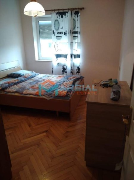 Tirane, jepet me qera apartament 2+1+BLK Kati 4, 87 m² 35.000 Leke (Xhanfize keko)