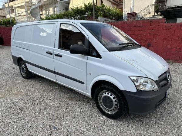 Tirane, shes makine karavan Mercedes-Benz vito Viti 2014, 9.600 Euro