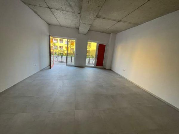 Tirane, ofert ambjent biznesi Kati 0, 55 m² 400 Euro (Pasho Hysa)