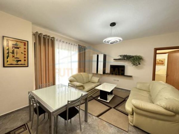Tirane, shitet apartament 2+1 Kati 1, 98 m² 97.000 Euro (Yzberisht)