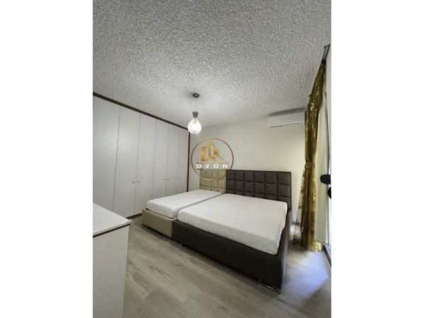 Tirane, jepet me qera apartament 3+1+A+BLK Kati 3, 146 m² 1.000 Euro (RRUGA E KOSOVAREVE)