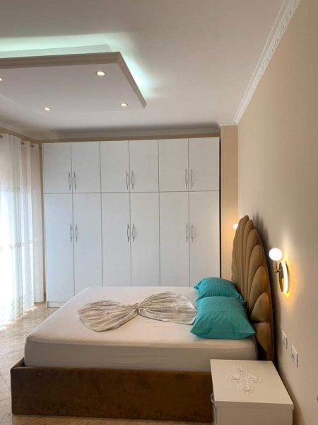 Tirane, jepet me qera apartament 2+1+BLK Kati 6, 110 m² 800 Euro (Kompleksi Vizion Plus)